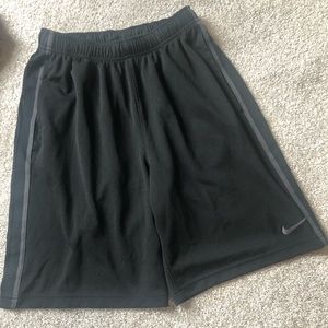 Nike Men’s Small Polyester Black 9”inseam Shorts